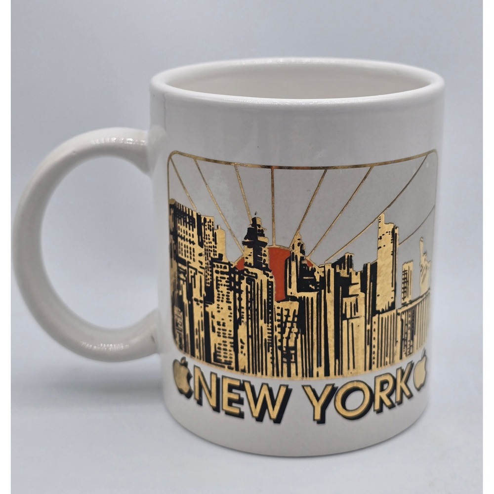 Vintage New York City Skyline Gold‎ Ceramic Coffee Mug Big Apple NYC Souvenir